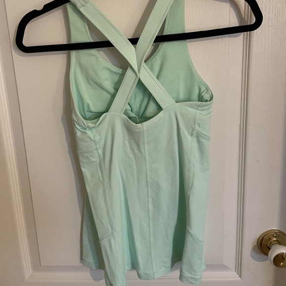 Lululemon tank top - Picture 2 of 2